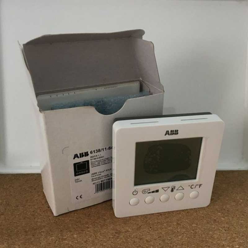 ترموستات دیجیتالی هوشمند ABB کد 6138/11-84-500